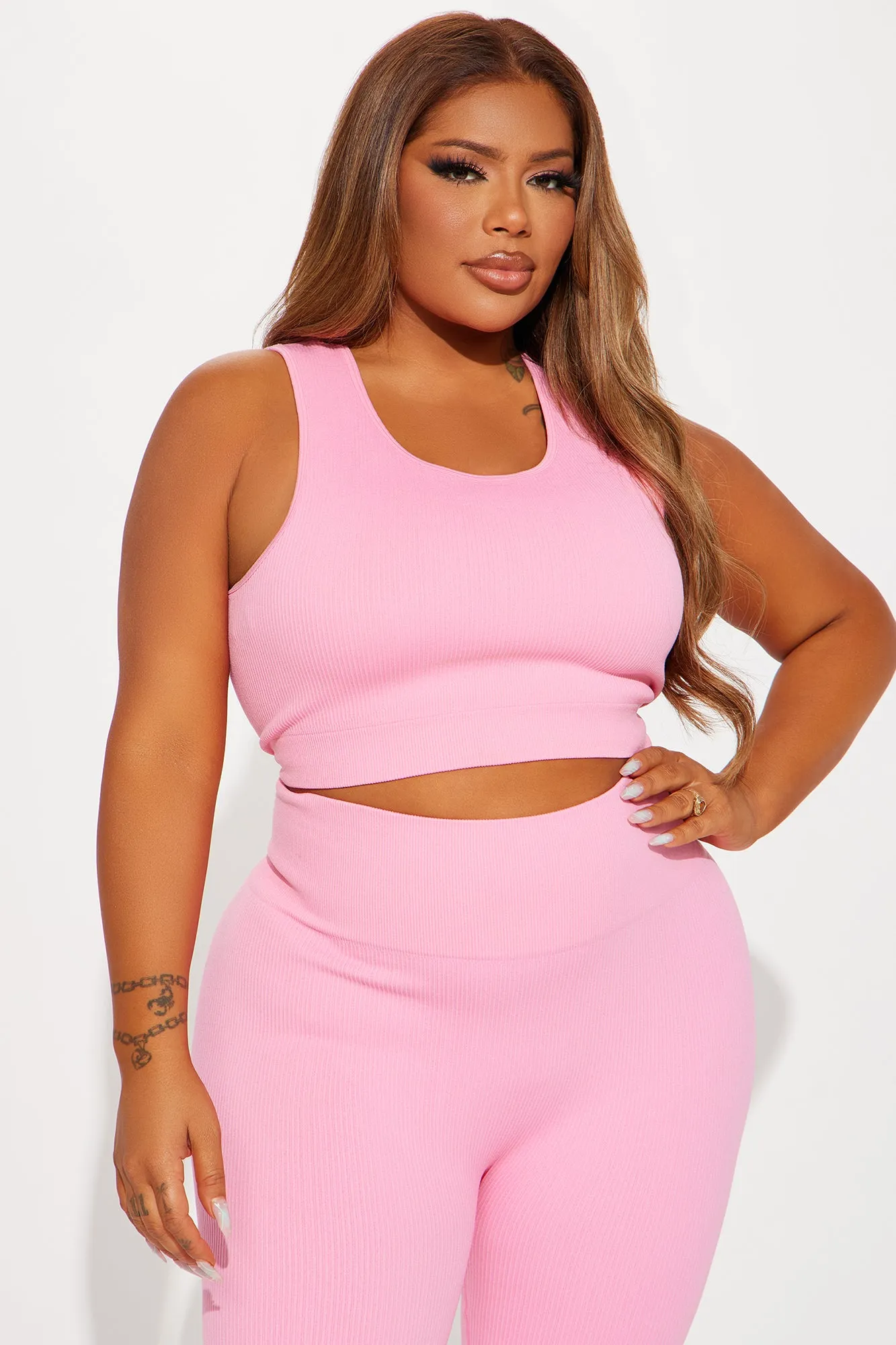 Beach Body Effortless Seamless Sports Bra - Bubblegum Pink