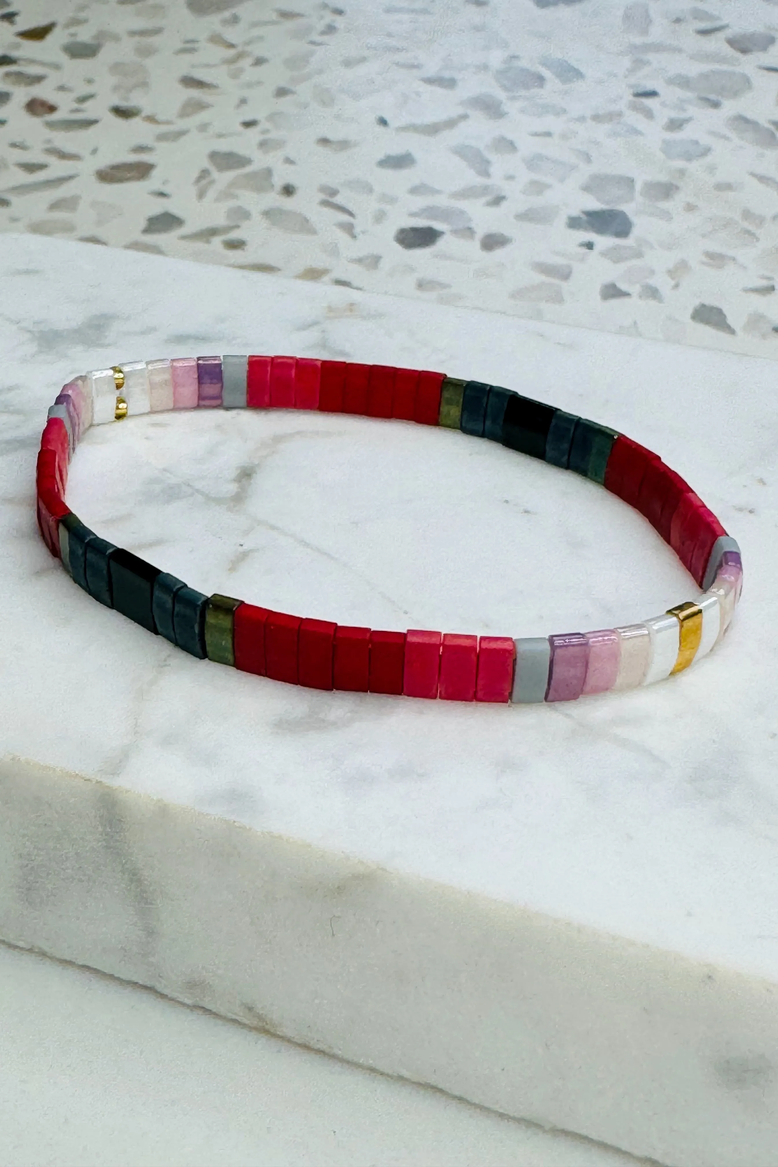 Handmade Glass Bead Bracelet - Red/Pink/Black