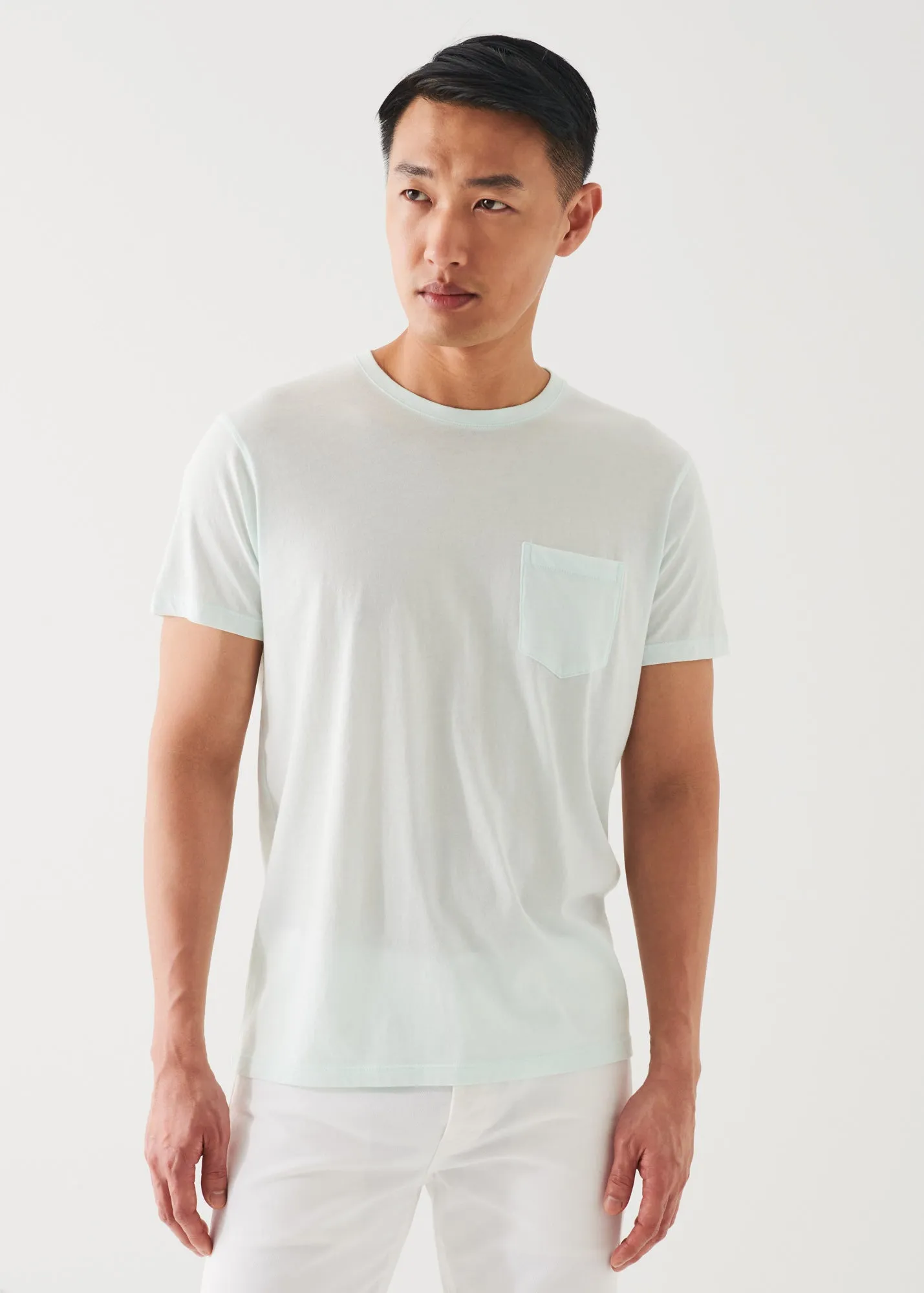 LIGHTWEIGHT PIMA COTTON POCKET T-SHIRT