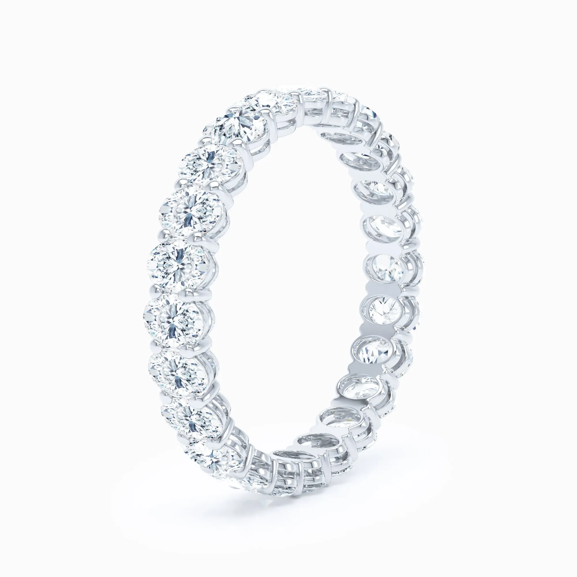 Mini Oval Shared Prong Wedding Band