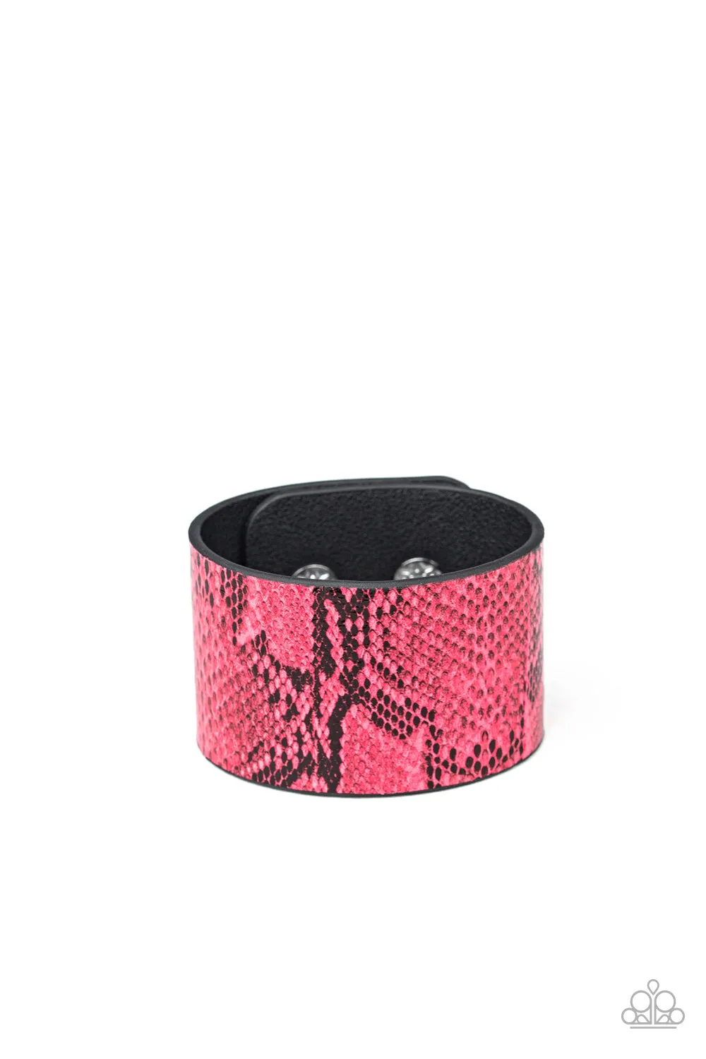 Paparazzi Accessories - Its a Jungle Out There #B713 Display - Pink Bracelet